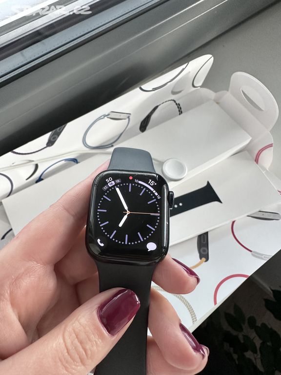 Apple Watch 41mm, ser. 7, temně inkoustový hliník