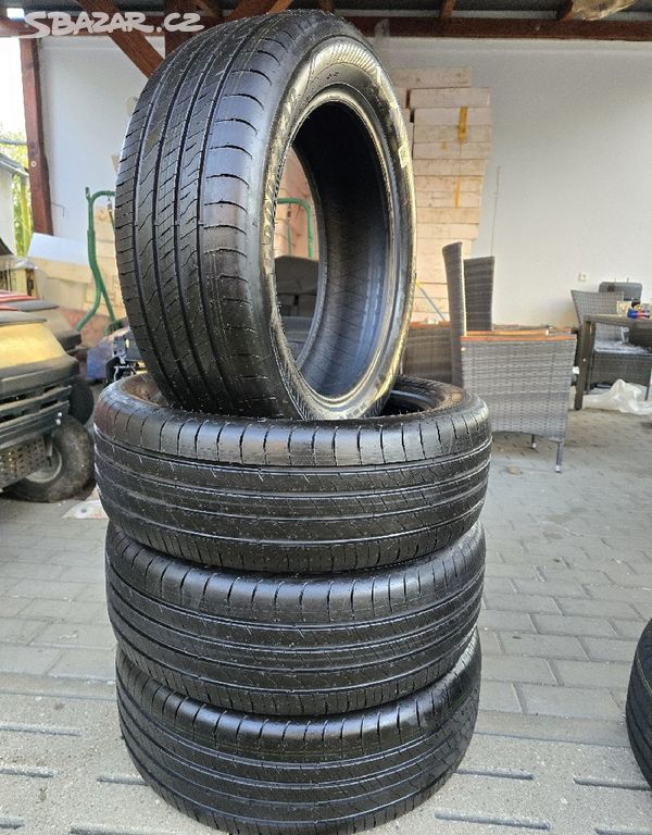 GoodyearEfficientGrip Performance 2 215/55 R18 99V