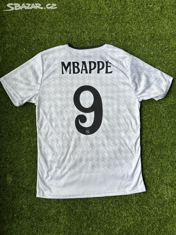 Dětský dres MBAPPE Real Madrid