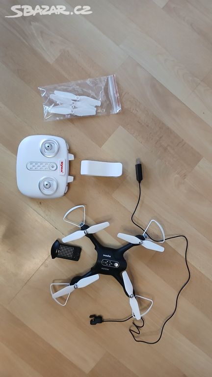 Dron syma x23w