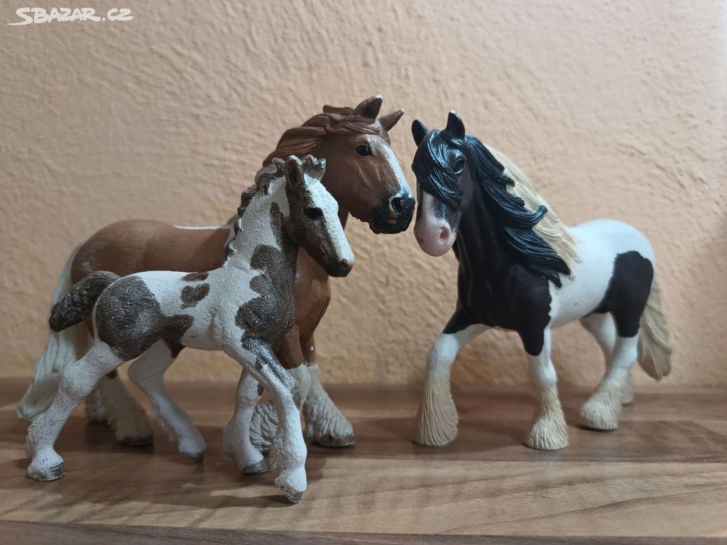 Schleich tinker klisna, hříbě a hřebec