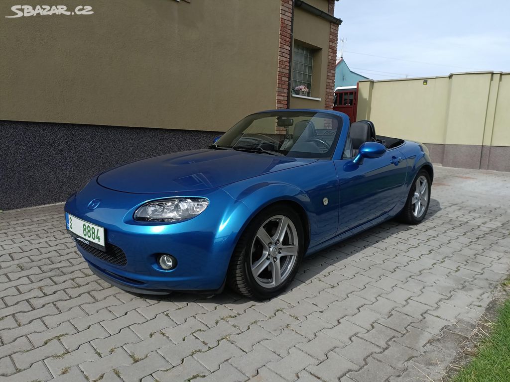 Mazda MX-5 Miata 1.8 16V 93 kW kabrio roadster