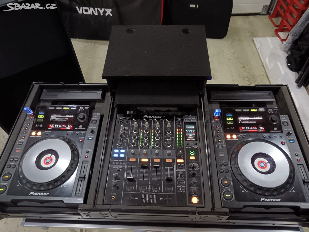 PIoneer DJ setup 2x CDJ900 + DJM800 + FlyCase Zomo