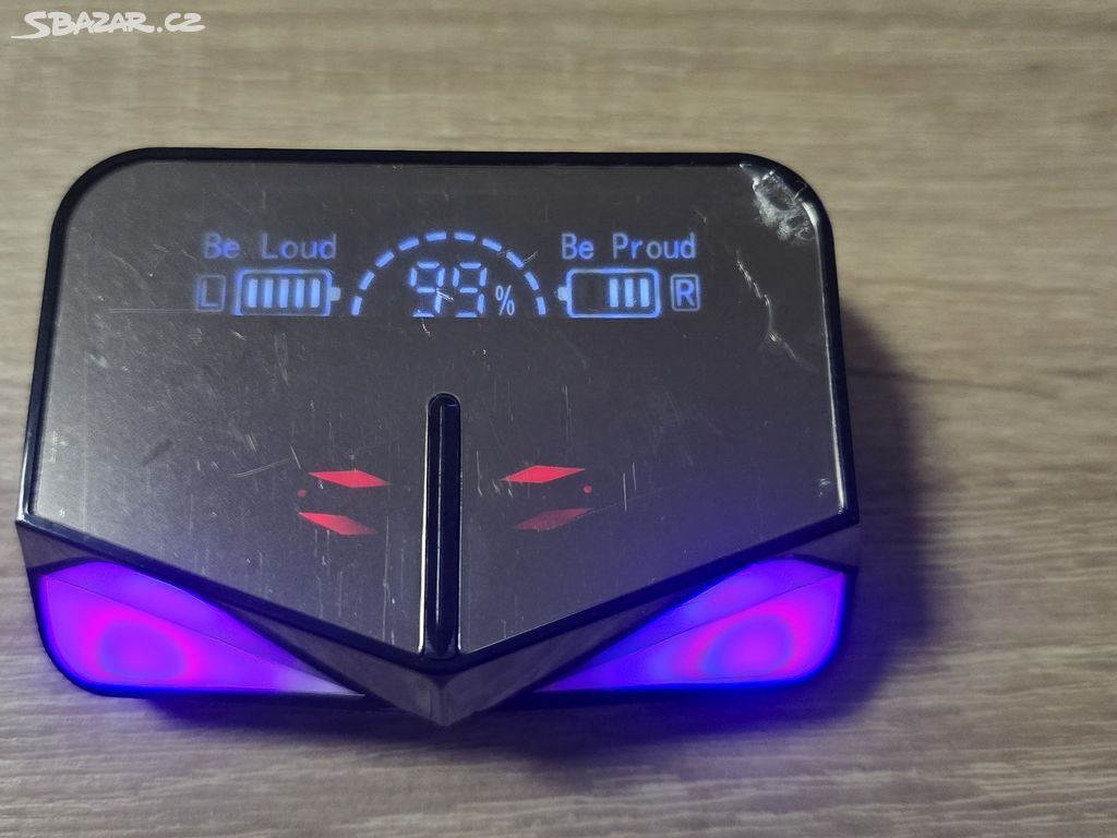 RGB bluetooth sluchátka s ukazatelem nabíjení