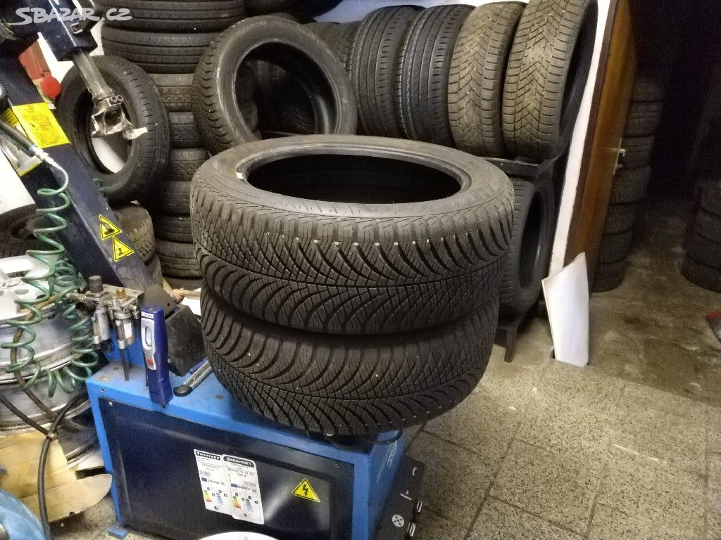 205/55 R17 XL Nové Goodyear Celoroční 2ks