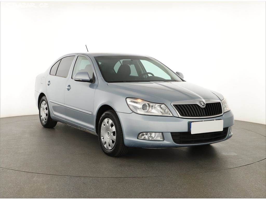 Škoda Octavia, 1.6 TDI, Automatická klima