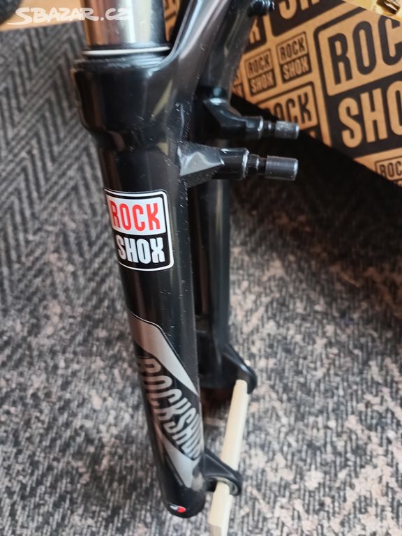 Odpružená vidlice Rock Shox