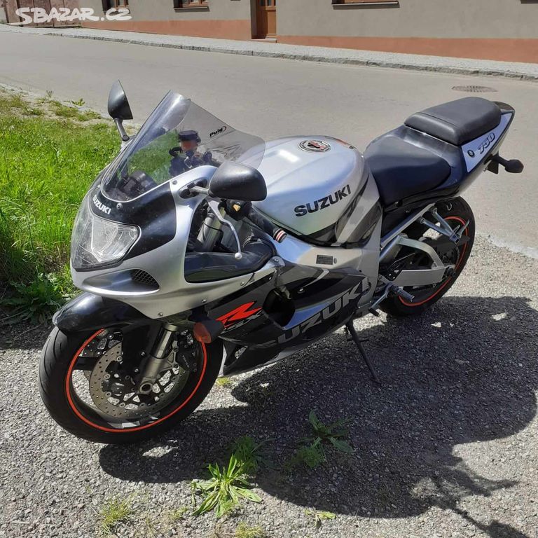 Suzuki GSX R 750