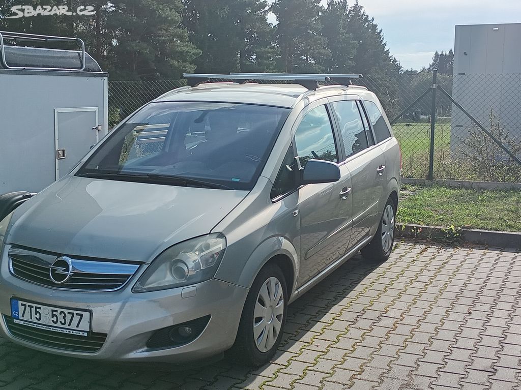 Opel zafira d 2008