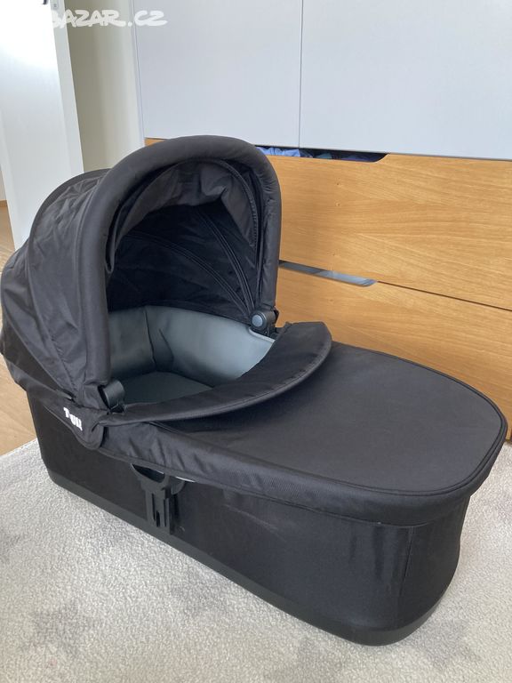 Thule Urban Glide 2 bassinet korba černá