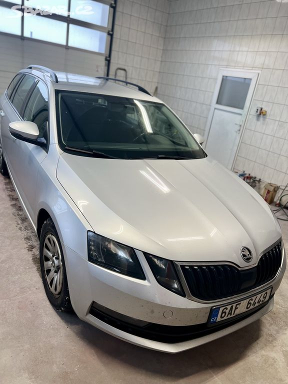 Škoda Octavia III Kombi 1,6 TDi 85kW AMBITION+ DPH