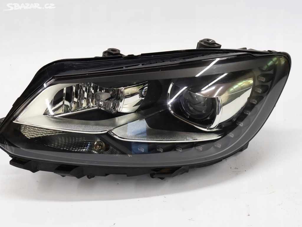 VW Touran levé přední LED světlo 1T1941751E