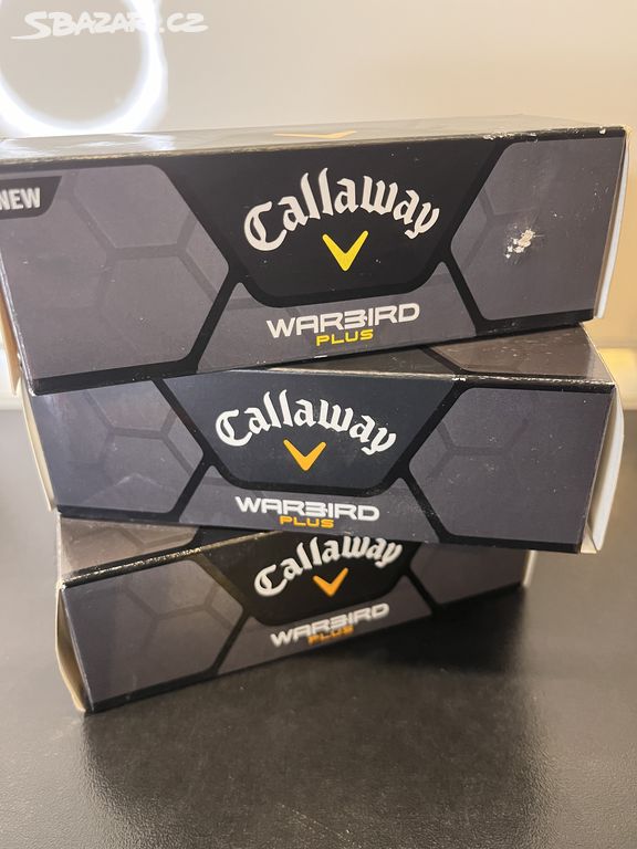 Callaway warbird plus golfové míčky