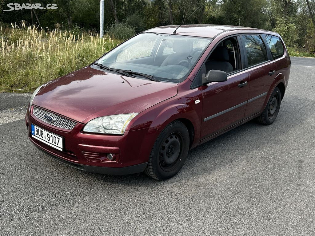 Ford focus 1.6i 74kw, r.2005, klima, rozvody