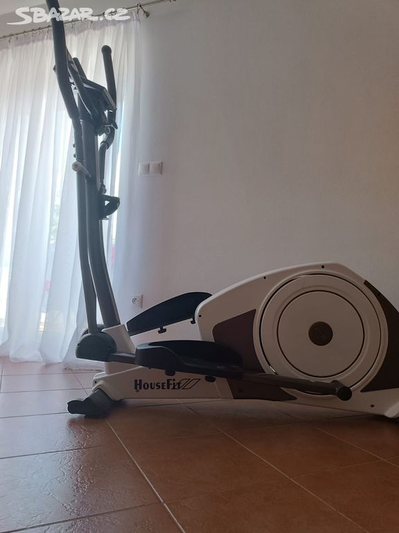 Eliptický trenažér Housefit Motio 70