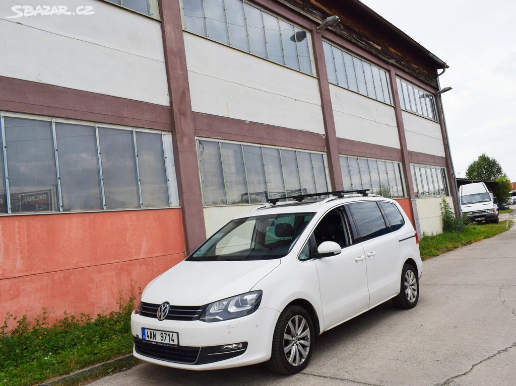 VOLKSWAGEN SHARAN 2.0 TDI 4X4 Highline/2014/ČTĚTE