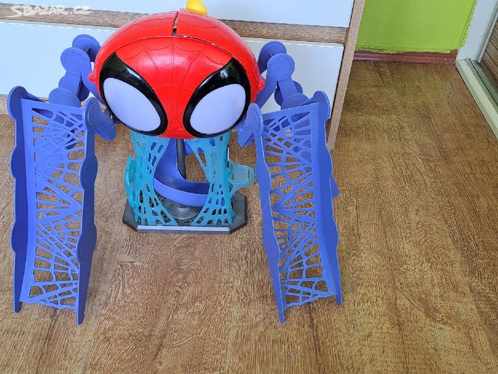 Spiderman věž