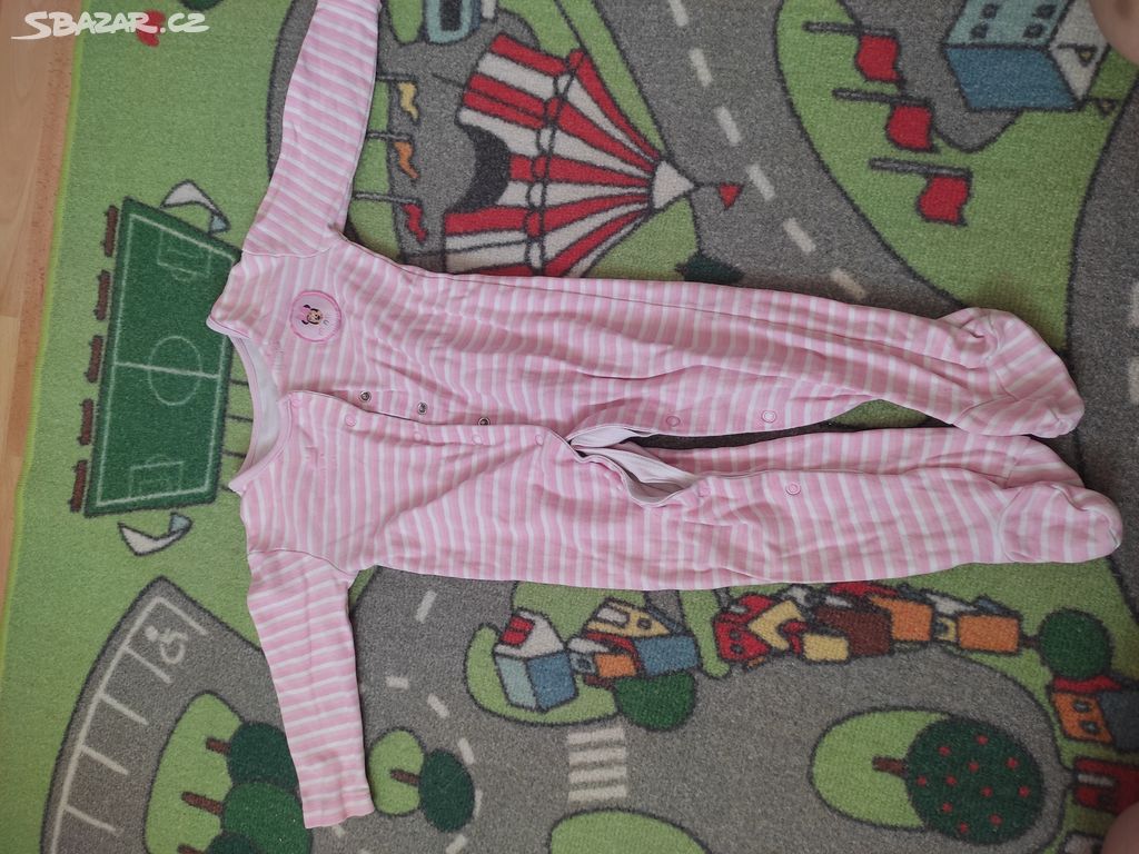 Balík dětského oblečení velikost 74