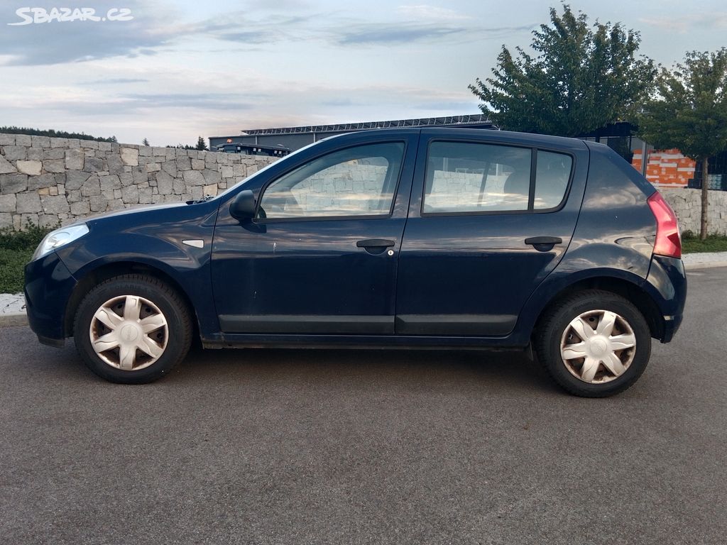 Dacia Sandero 1.6 i !!! rok 2012