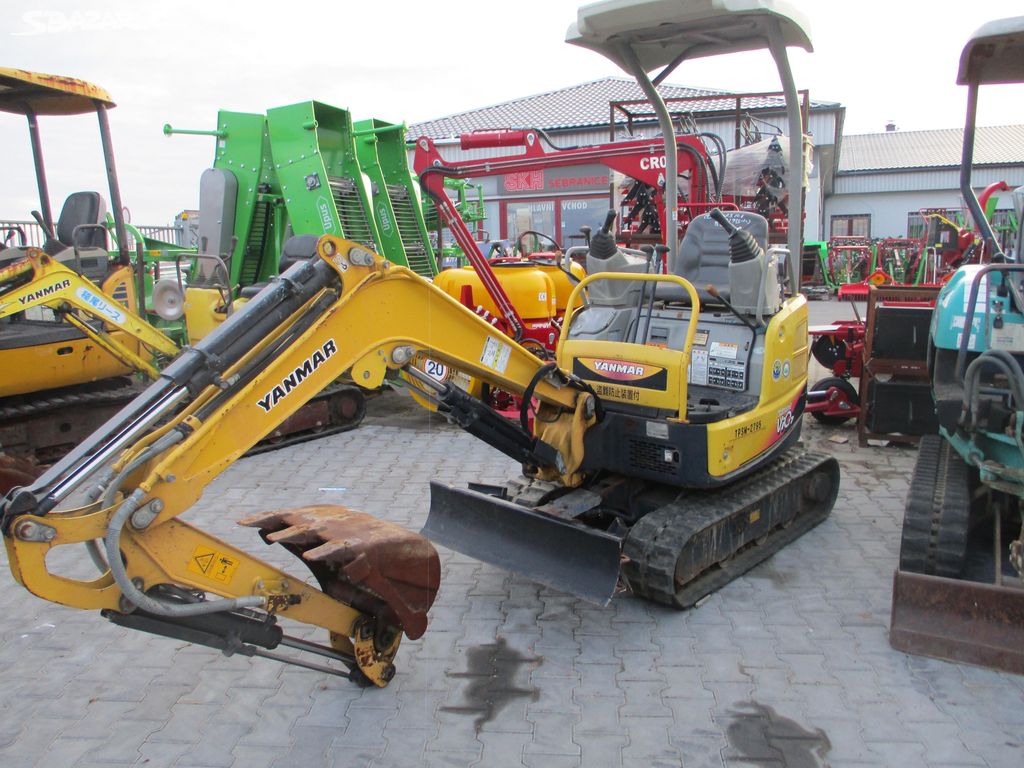 Minibagr Yanmar VIO 17 1700kg, parádní stav