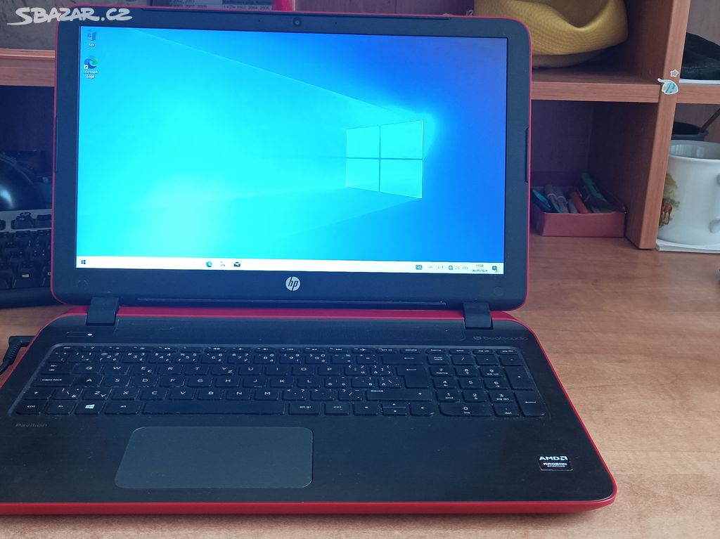 Notebook HP Pavilion 15 VIBRANT RED