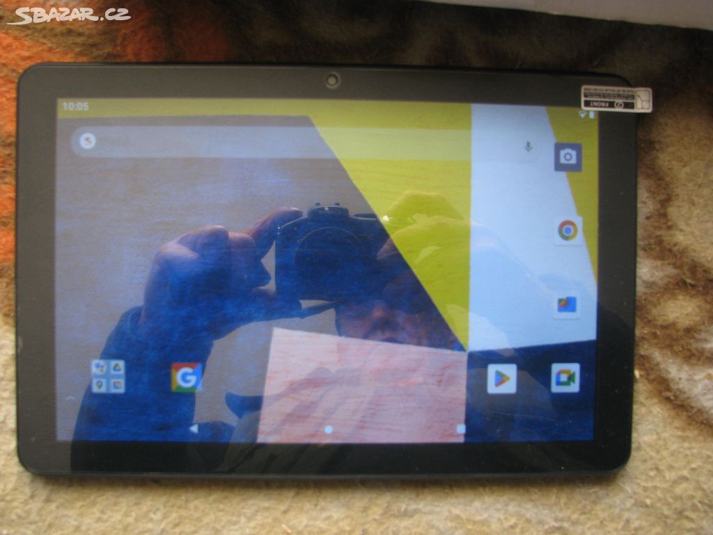 Nový Tablet Umax visionbook 10L plus.