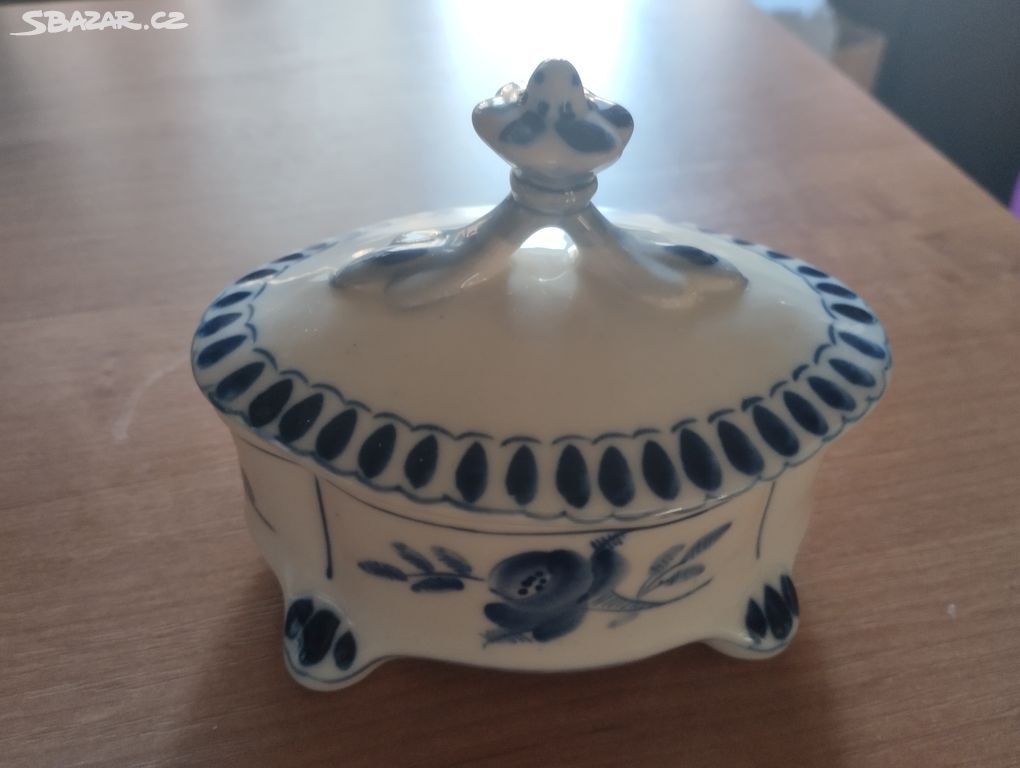 Starožitná Ruská porcelánová dozička VINTAGE