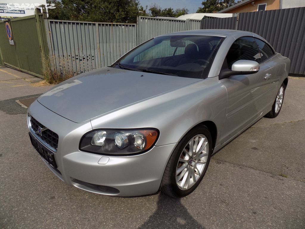 Volvo C70 2.4 D5 132 KW AUT. KŮŽE NAVI