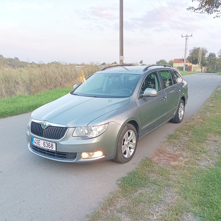 Škoda Superb ll kombi 2.0 elegance 2012