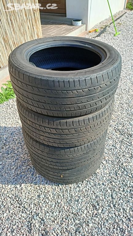 Letní pneu 215/55 R16 93V