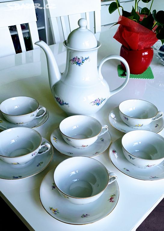 Starožitná porcelánová sada EPIAG