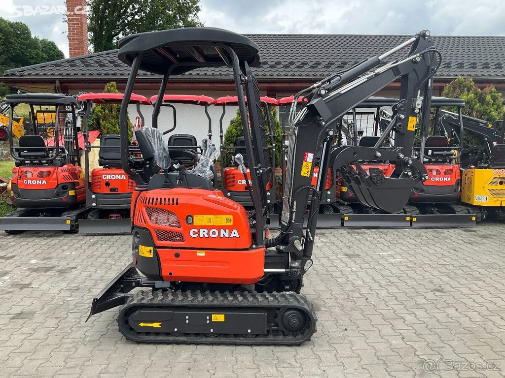 Pásový bagr XN18 CRONA, s motorem KUBOTA, 1700 kg