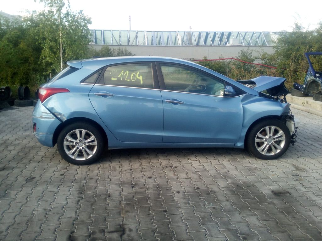 Prodám náhradní díly z vozu Hyundai i30 č. 21204