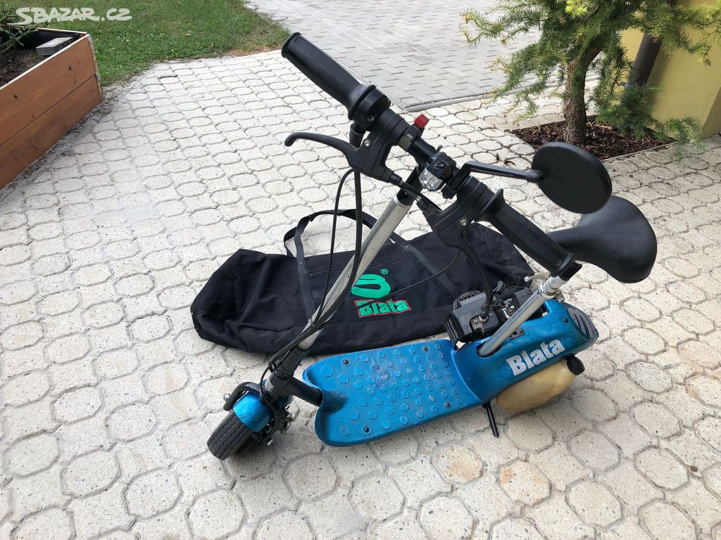 KOLOBĚŽKA BLATA SCOOTER