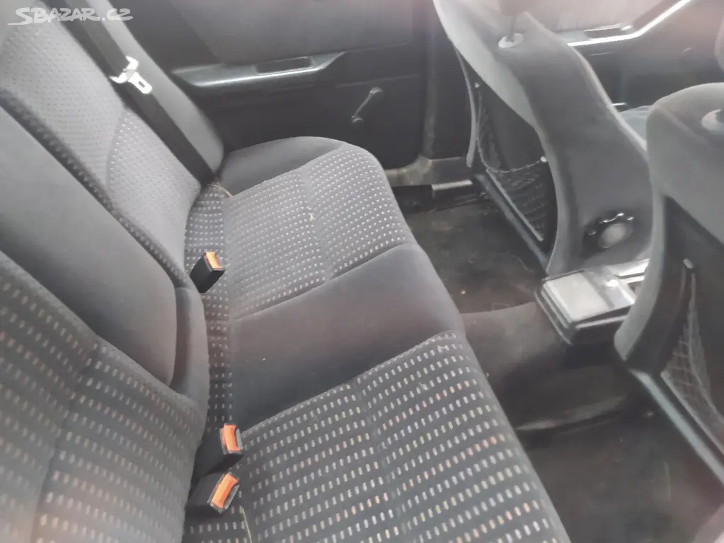 AUDI 80 1,6 TD - fotka 5