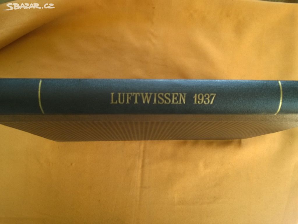 Stará kniha Luftwissen 1937