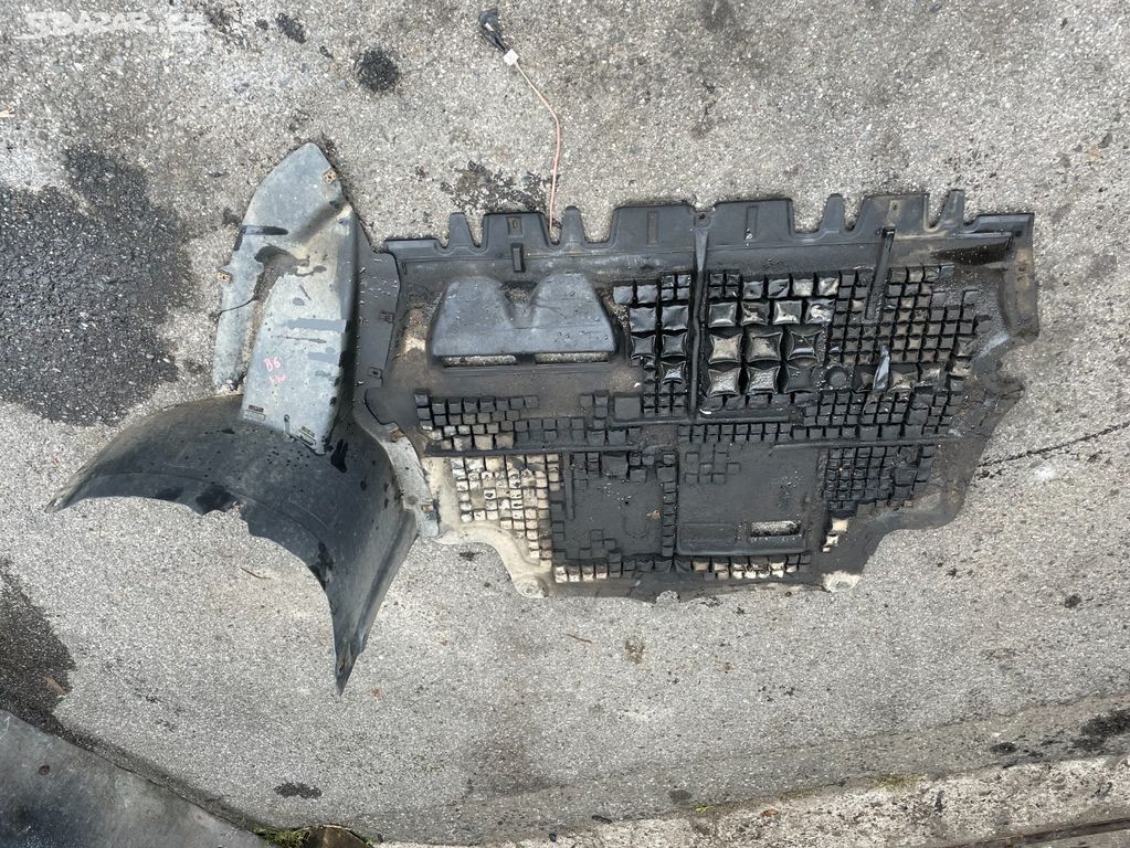 prodám na VW Passat B6 kryt pod motor+ levý podběh - Kladno - Sbazar.cz