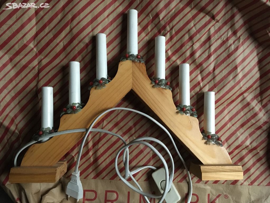 vánoční adventní dřevěný svícen