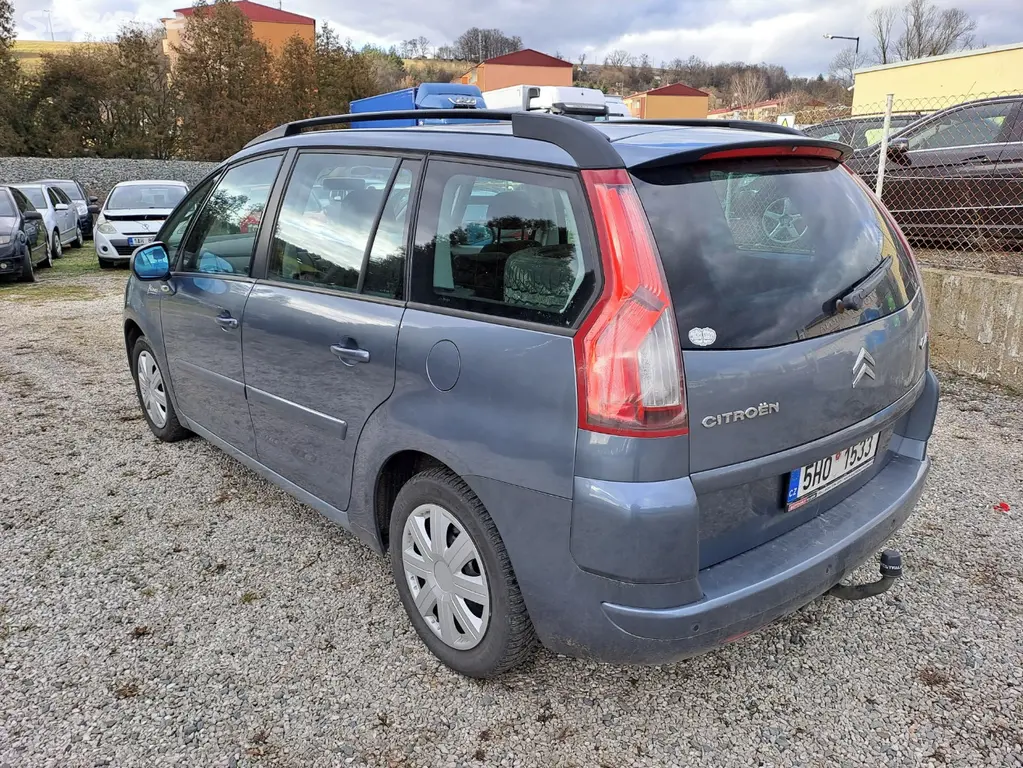 Citroen Grand C4 Picasso 1,6 HDI, 7 mist, automat - fotka 5
