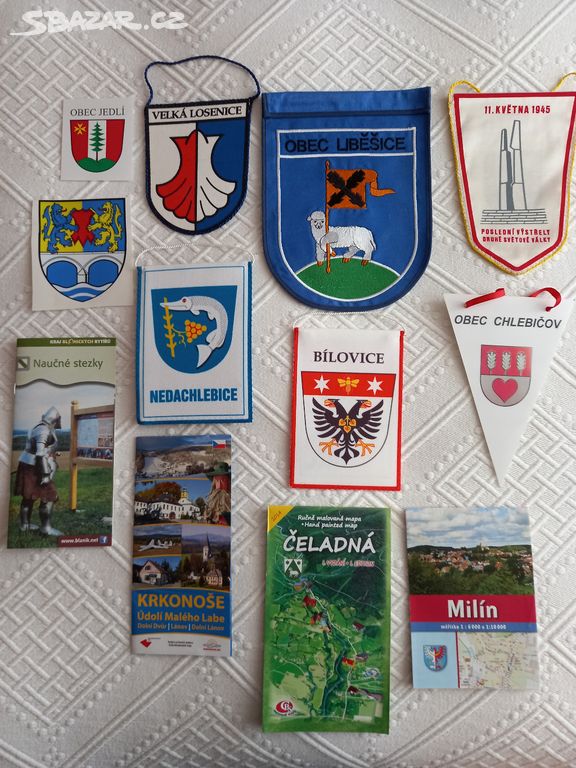 české obce a města  vlajky + štítky + pohlednice
