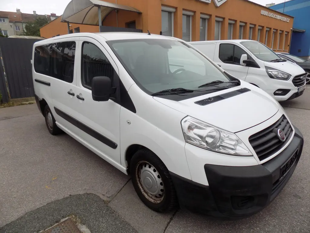 Fiat Scudo 2.0 HDI 94 KW L2H1 9 MÍST TZ - fotka 2