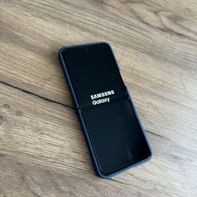 Obrázek k inzerátu: Samsung Galaxy Z flip 5 256GB