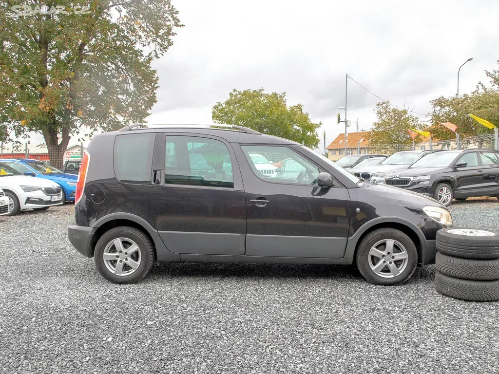 Škoda Roomster 1.2TSI 63KW 2x ALU KOLA - fotka 2