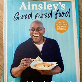 Obrázek k inzerátu: Kuchařka Ainsley Harriott