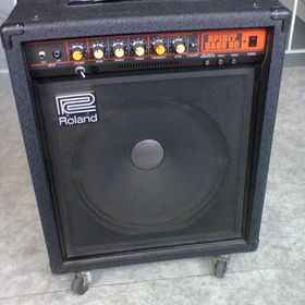 Obrázek k inzerátu: Basové kombo Roland Spirit Bass 50W