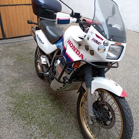 Obrázek k inzerátu: honda transalp 600