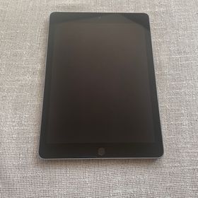 Obrázek k inzerátu: iPad 6. generace, WiFi, 32 GB, výborný stav