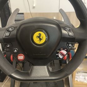 Obrázek k inzerátu: Herní volant na PS4 Thrust Master T80 Ferrari