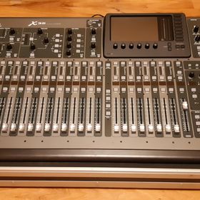 Obrázek k inzerátu: Behringer X32