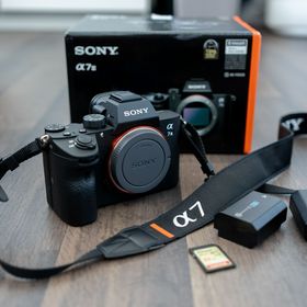 Obrázek k inzerátu: Sony A7 III  jako nový, ještě rok v záruce!